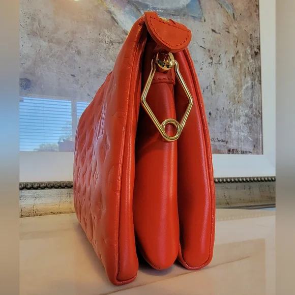 Louis Vuitton Coussin PM Crossbody Shoulder Bag Chain Rare Red Leather - Picture 7 of 13